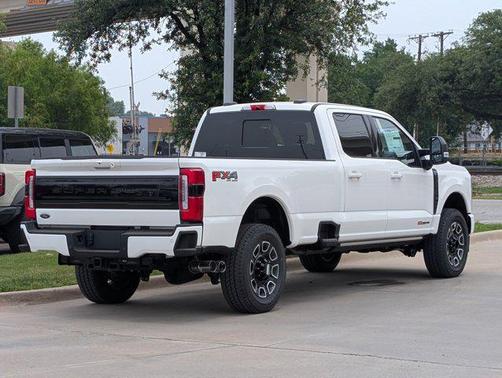 2025 Ford F-350 Platinum