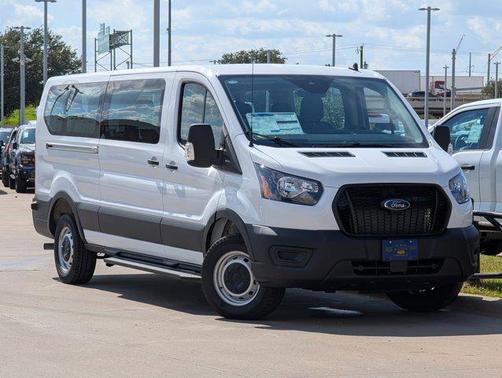 2025 Ford Transit-350 XL