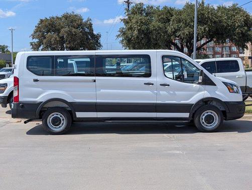 2025 Ford Transit-350 XL