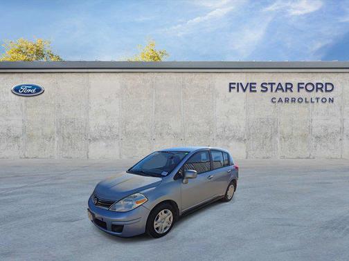 2011 Nissan Versa 1.8 S