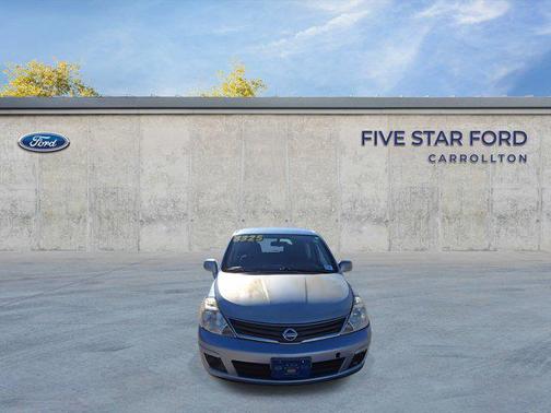 2011 Nissan Versa 1.8 S