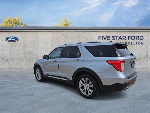 Iconic Silver Metallic 2023 Ford Explorer Limited