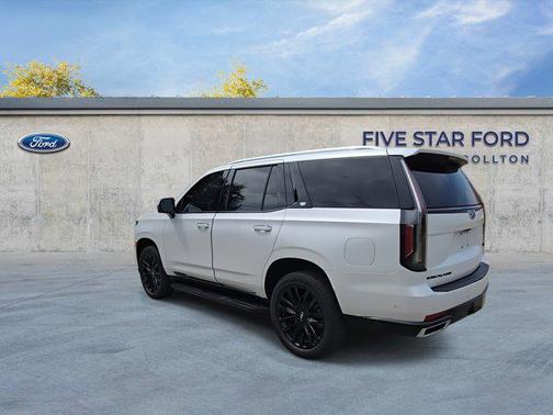 2022 Cadillac Escalade Premium Luxury