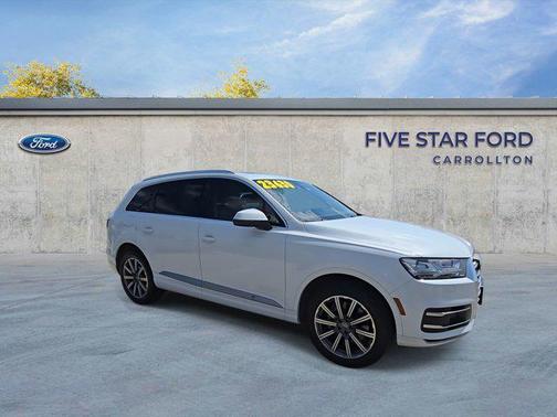 2019 Audi Q7 45 Premium Plus