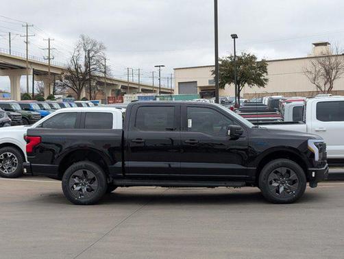2024 Ford F-150 Lightning XLT