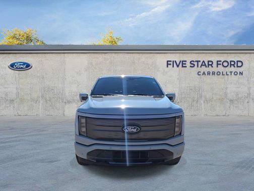 2024 Ford F-150 Lightning LARIAT