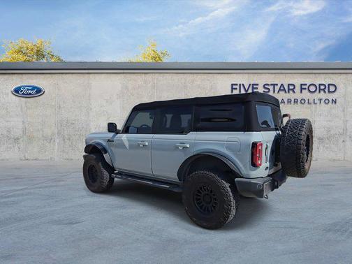 2022 Ford Bronco Outer Banks