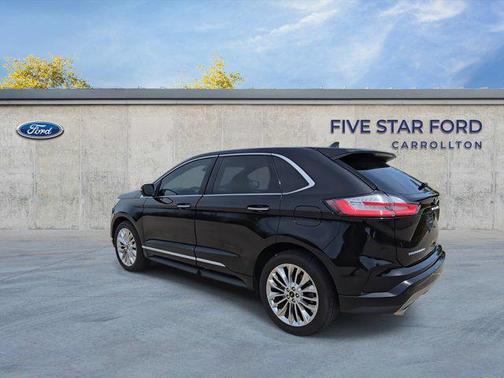 Agate Black Metallic 2024 Ford Edge Titanium