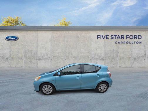 2013 Toyota Prius c Two