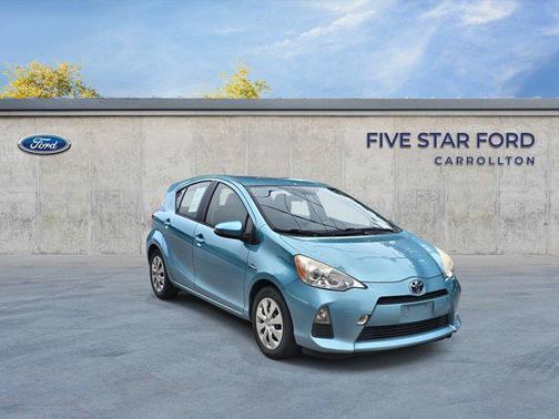2013 Toyota Prius c Two