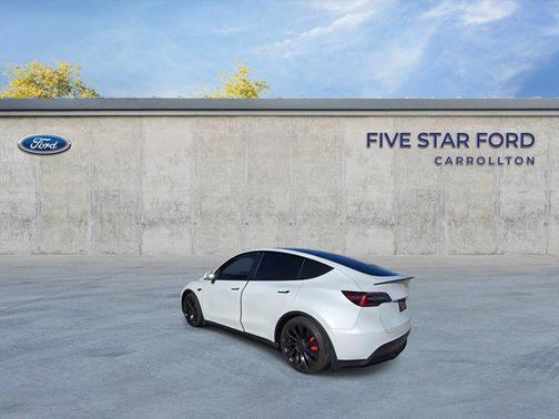 2024 Tesla Model Y Performance Dual Motor All-Wheel Drive