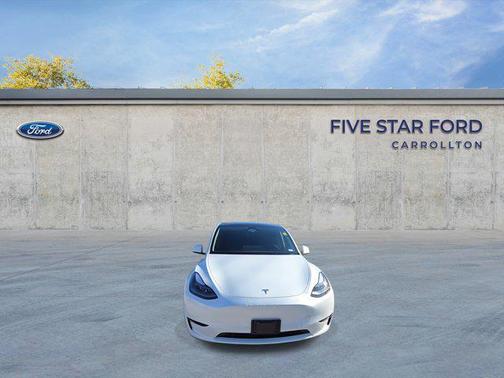 2024 Tesla Model Y Performance Dual Motor All-Wheel Drive