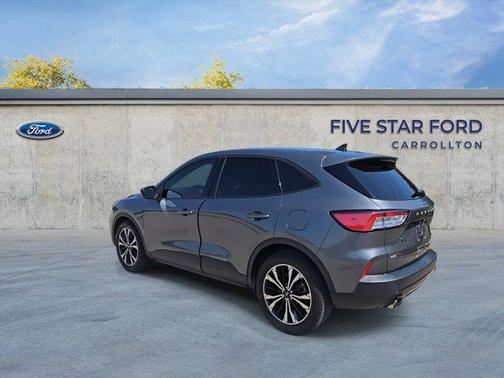 2021 Ford Escape SE