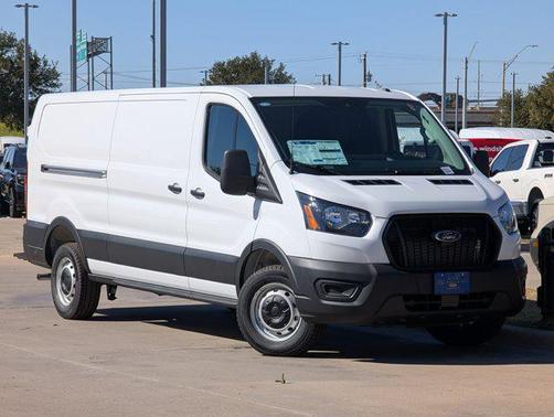 2025 Ford Transit-150 XL