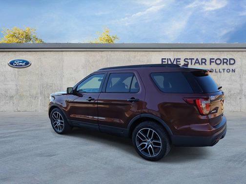2016 Ford Explorer Sport