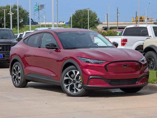 2025 Ford Mustang Mach-E Select