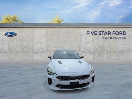 2022 Kia Stinger GT-Line