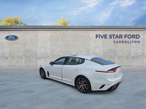 2022 Kia Stinger GT-Line
