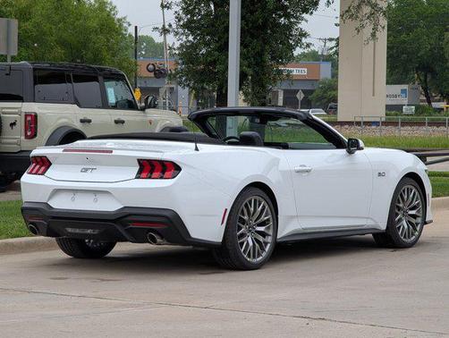 2025 Ford Mustang GT Premium