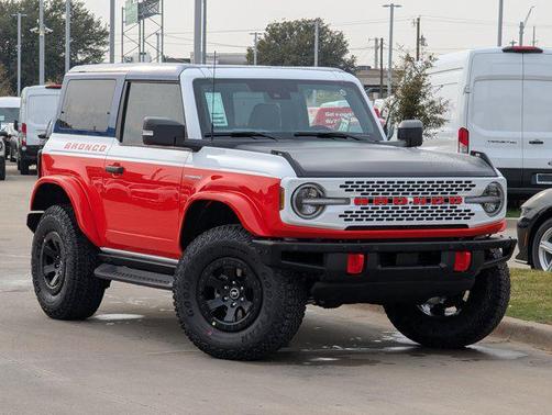Oxford White 2025 Ford Bronco Stroppe Edition