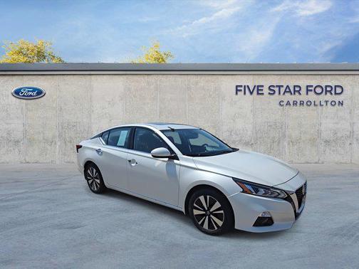 2020 Nissan Altima 2.5 SV