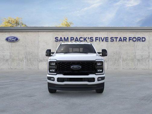 Star White Metallic Tri-Coat 2026 Ford F-350 Lariat