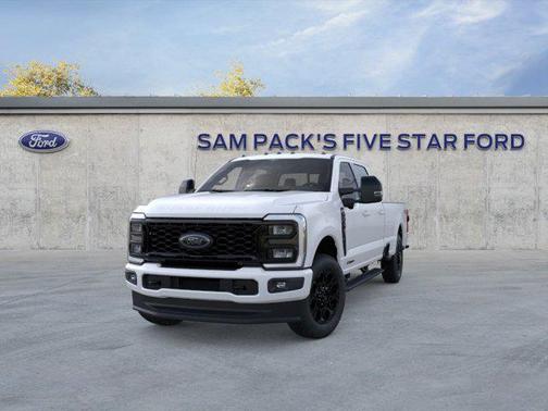 Star White Metallic Tri-Coat 2026 Ford F-350 Lariat