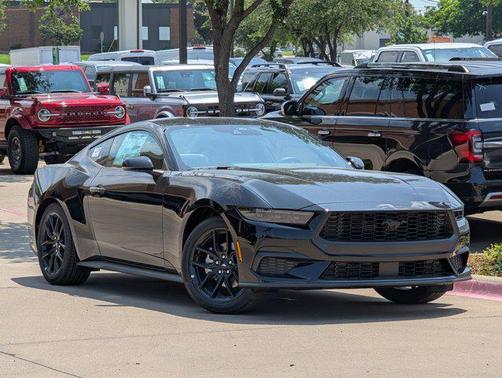 2025 Ford Mustang EcoBoost Premium