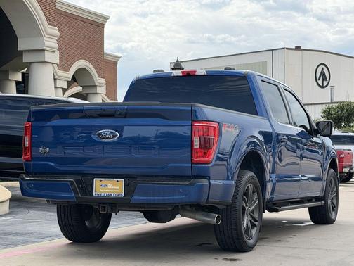 Atlas Blue Metallic 2022 Ford F-150 XLT