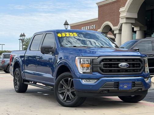 Atlas Blue Metallic 2022 Ford F-150 XLT