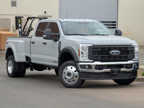 Avalanche 2026 Ford F-450 XL