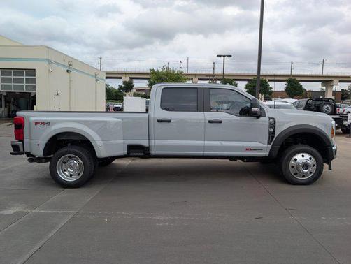 Avalanche 2026 Ford F-450 XL