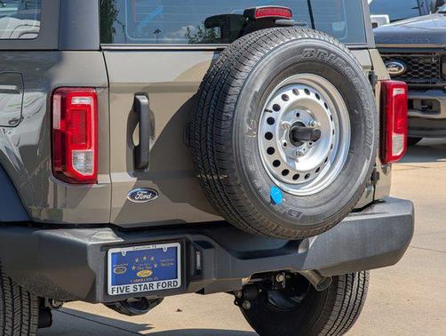 2025 Ford Bronco Base 2 Door 4x4