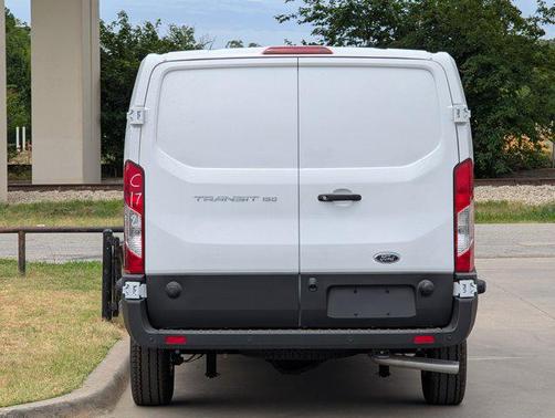 2025 Ford Transit-150 XL