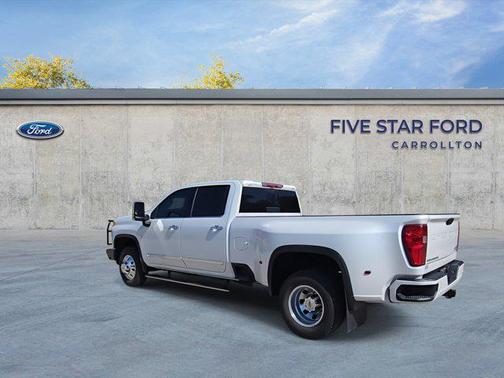 2025 Chevrolet Silverado 3500 High Country