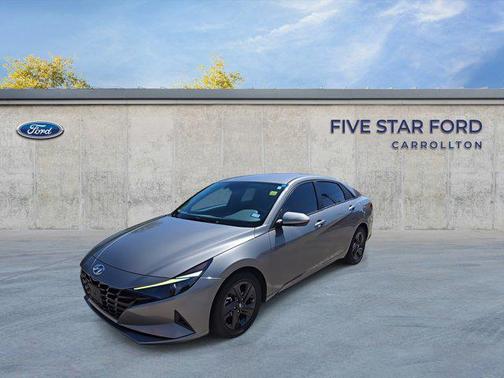 2021 Hyundai ELANTRA SEL