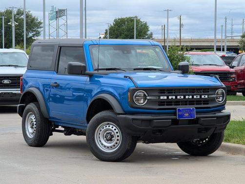 2025 Ford Bronco Base 2 Door 4x4