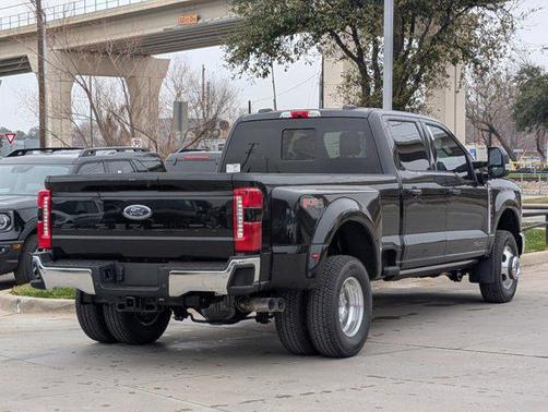 2025 Ford F-350 Lariat