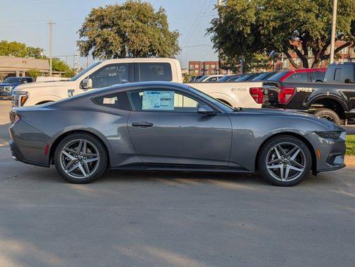 2025 Ford Mustang EcoBoost