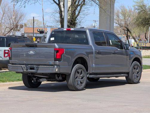 2024 Ford F-150 Lightning XLT