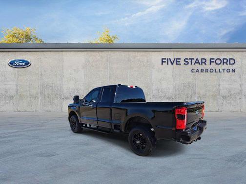 2023 Ford F-350 XLT