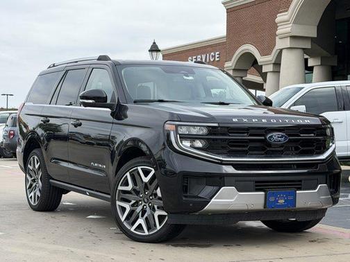 Agate Black Metallic 2026 Ford Expedition Platinum