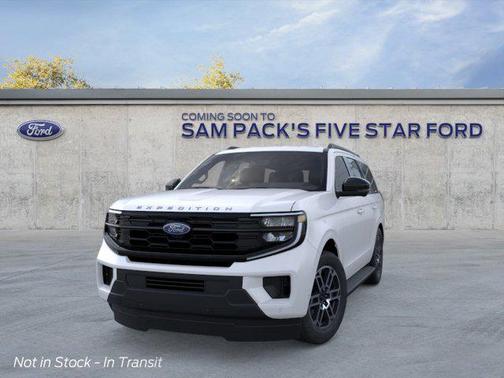 Star White Metallic Tri-Coat 2026 Ford Expedition Active