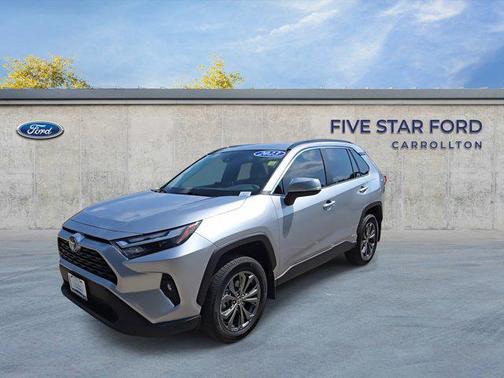 2023 Toyota RAV4 Hybrid XLE Premium