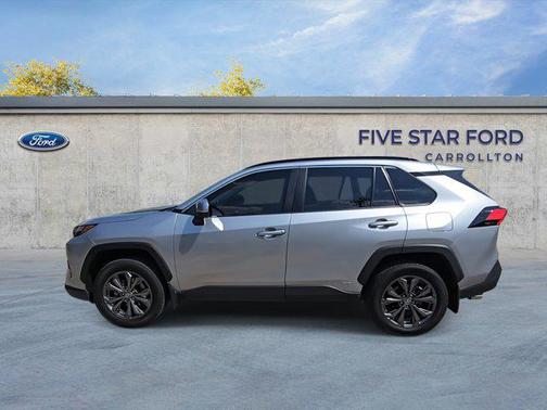 2023 Toyota RAV4 Hybrid XLE Premium