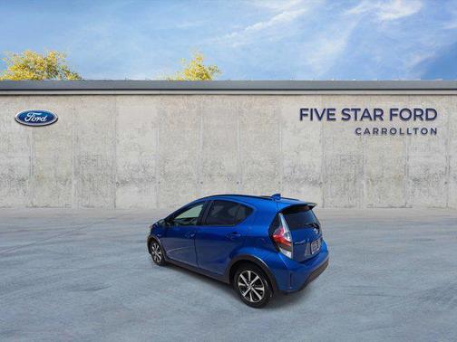 2018 Toyota Prius c Four