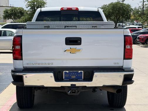 Summit White 2017 Chevrolet Silverado 2500 LTZ