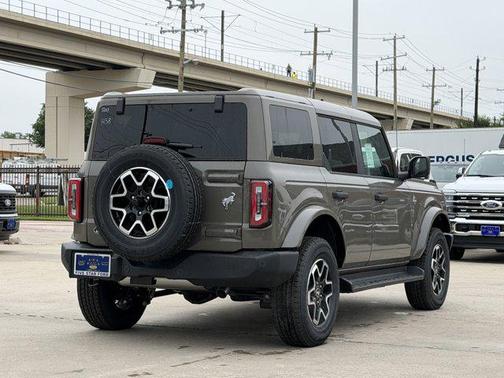 Marsh Gray 2026 Ford Bronco Outer Banks