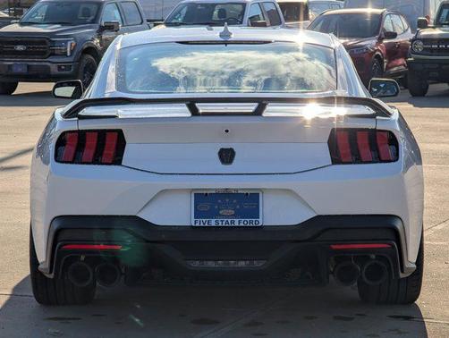 2026 Ford Mustang Dark Horse