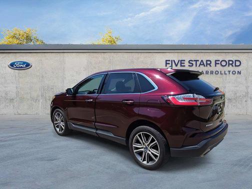 2020 Ford Edge Titanium